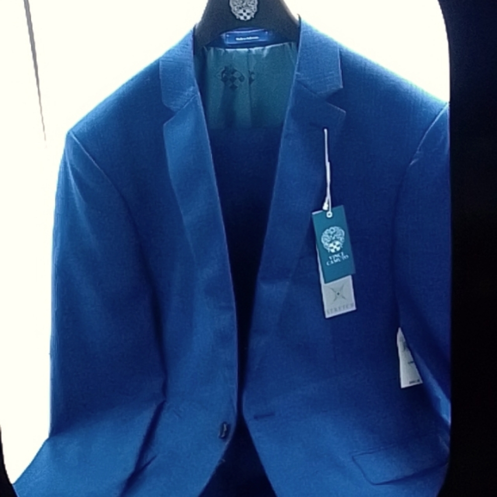 Full vince camuto suit